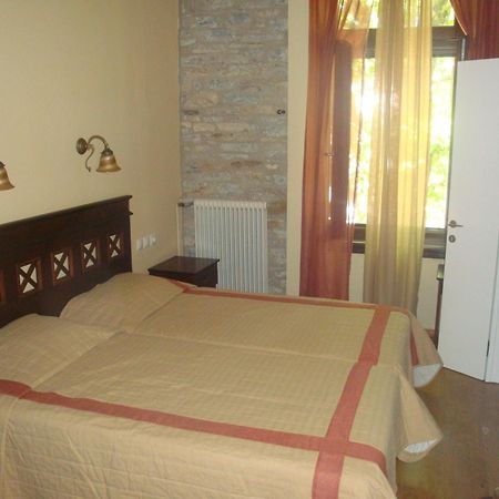 Guesthouse Aktaion อาฟิสโซส ภายนอก รูปภาพ