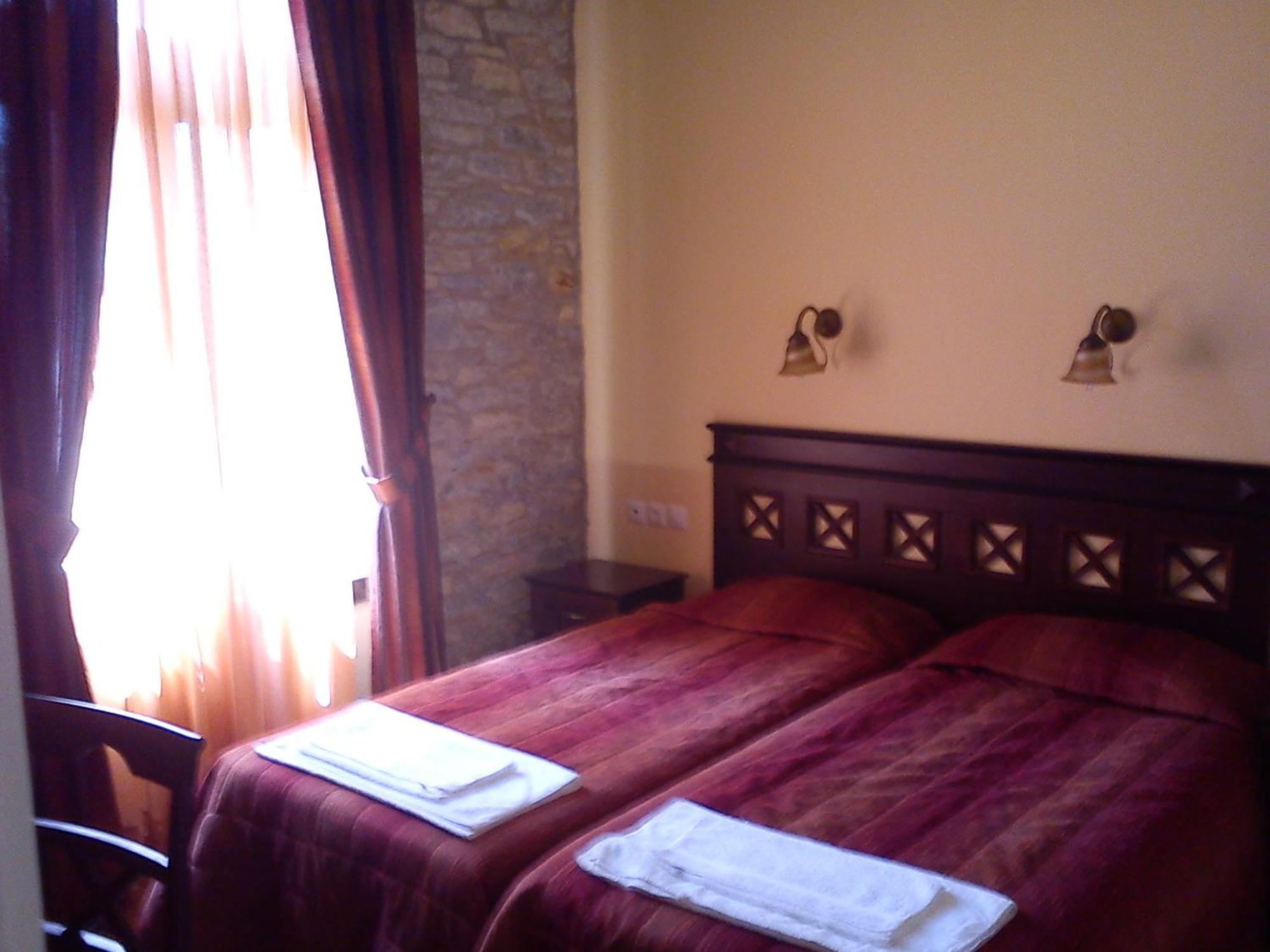 Guesthouse Aktaion อาฟิสโซส ภายนอก รูปภาพ